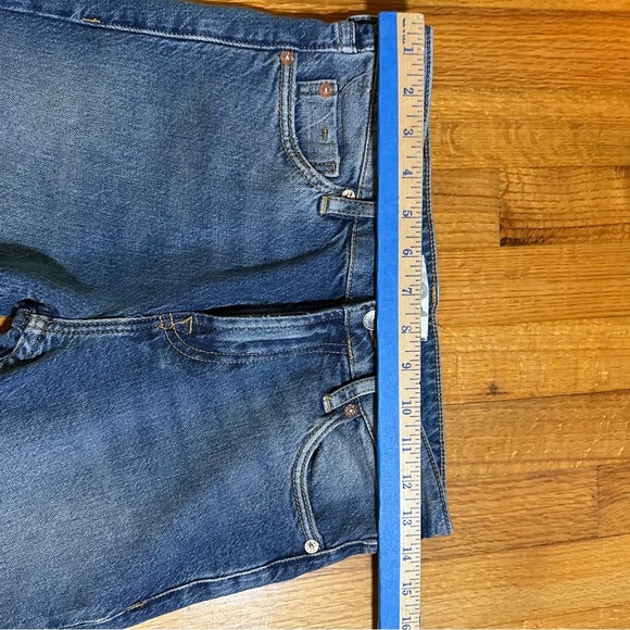 Free People We The Free Women's 24 Medium Wash Blue distressed Denim Jeans(a3 - Picture 7 of 11